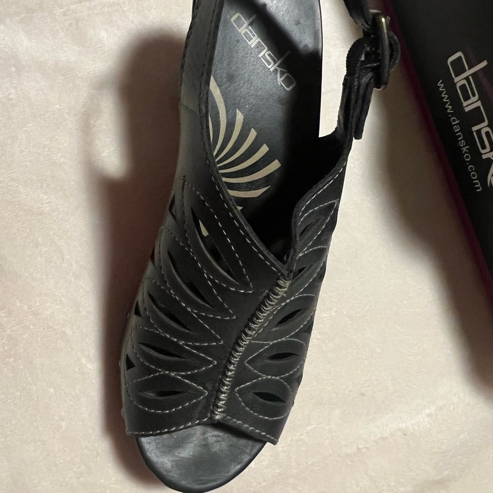 Dansko Black Sandals with Chunky Heel and Woven Design from the Walking Shoe Co. - Picture 5 of 12